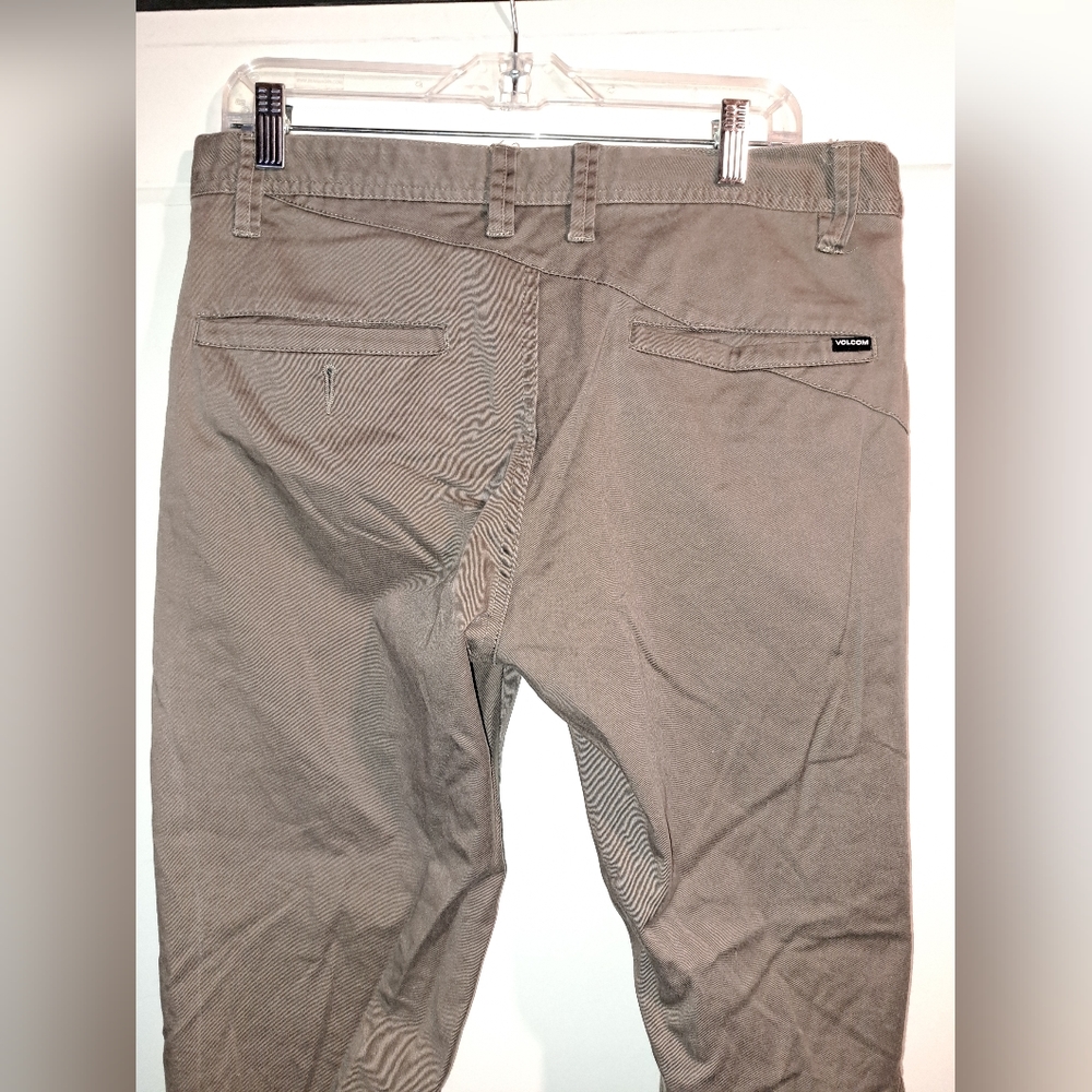 Volcom pants - Picture 4 of 12